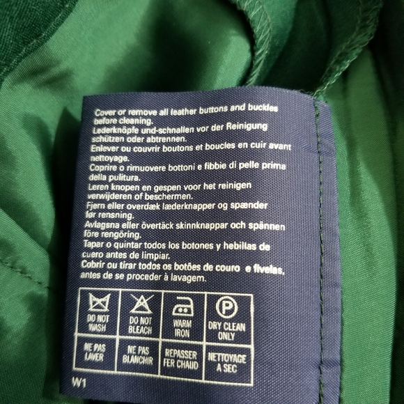 Vintage Burberry 80s Green High Waisted Pleated Shorts - Picture 13 of 13